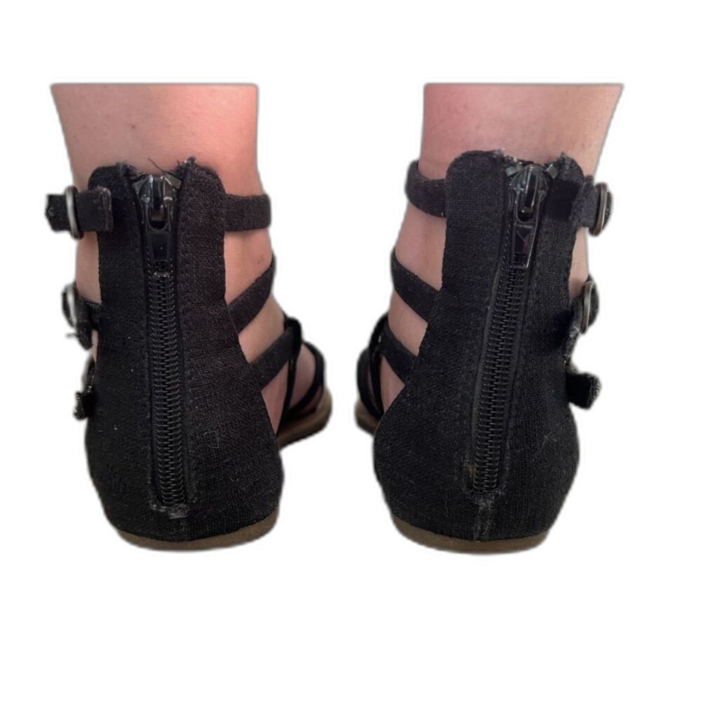 sz7 Vintage Y2K Womens Black Strappy Sandals Flats Shoes Blowfish Malibu - Picture 5 of 7
